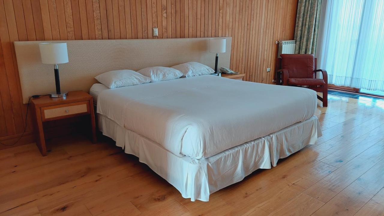 Hotel Y Cabanas Llanuras De Diana - Caja Los Andes プエルト・ナタレス エクステリア 写真