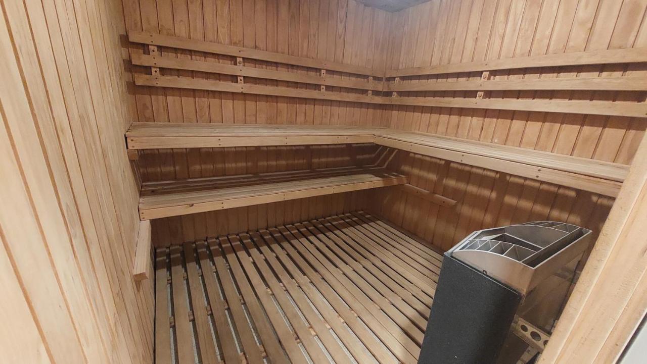 Hotel Y Cabanas Llanuras De Diana - Caja Los Andes プエルト・ナタレス エクステリア 写真