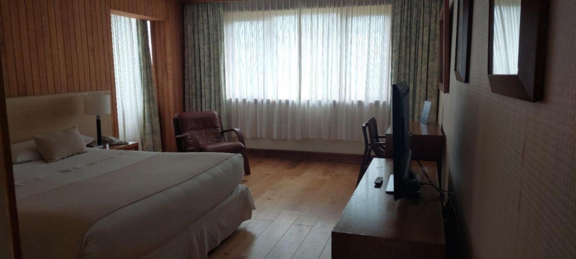 Hotel Y Cabanas Llanuras De Diana - Caja Los Andes プエルト・ナタレス エクステリア 写真
